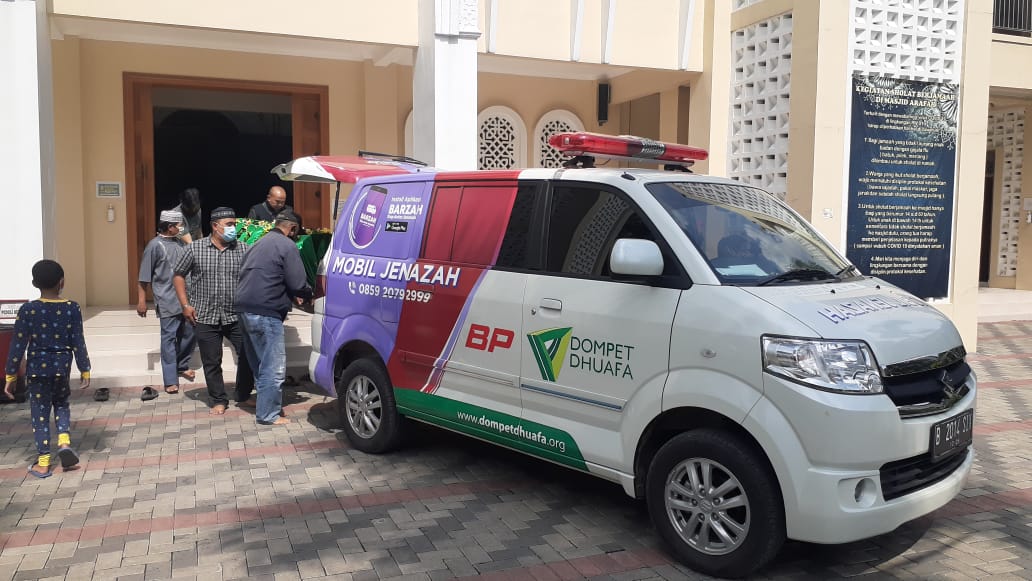 Read more about the article Lintas Provinsi, Layanan Mobil Antar Jenazah dari British Propolis Menjangkau Wilayah Jawa Tengah