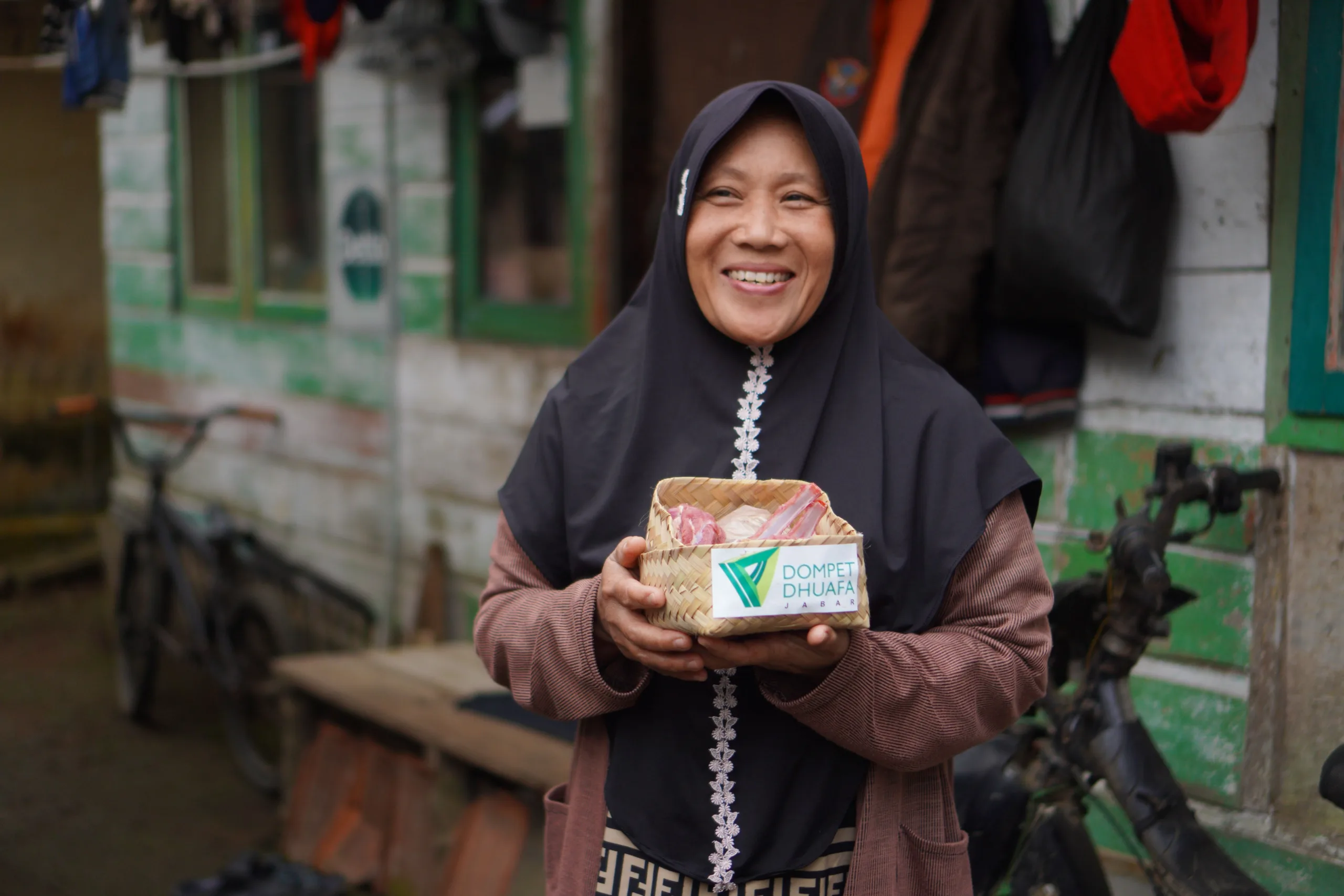 Read more about the article Tebar Hewan Kurban Dompet Dhuafa, Hantarkan Daging Ke 200.000 Titik Se-Indonesia